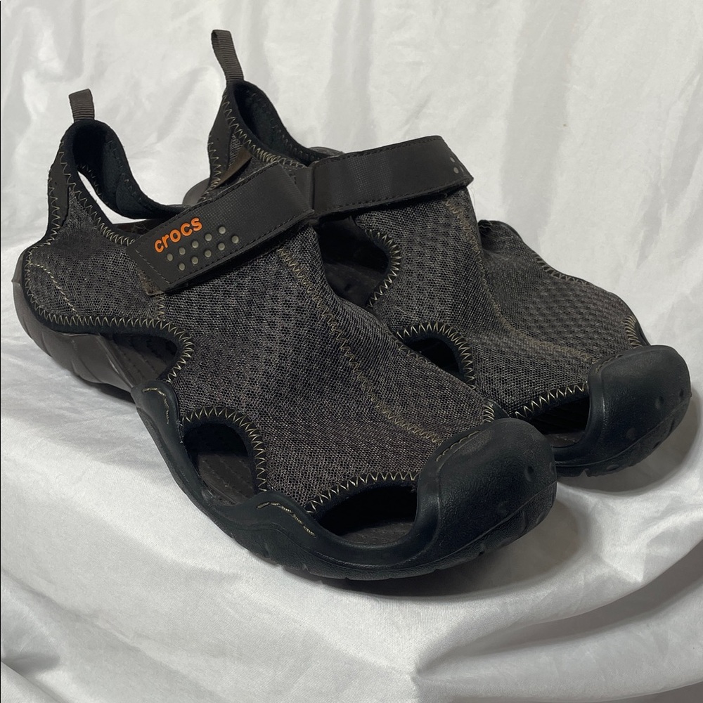CROCS 🐊 Black & Brown Closed Toe Velcro Fisherman Sandals, Cushioned Footbed, 12